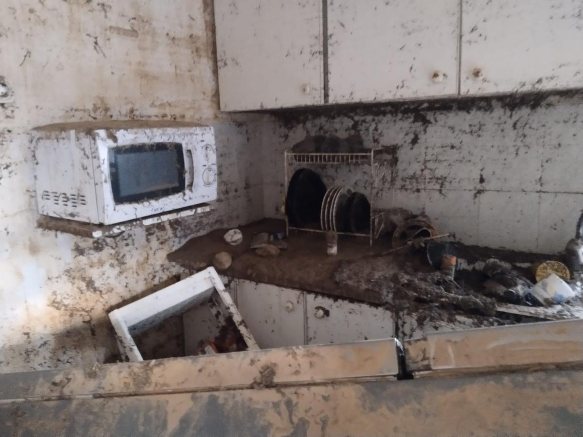 Estado en el que quedaron electrodomésticos e instalaciones eléctricas encasas afectadas por la dana del 29 de octubre de 2024.