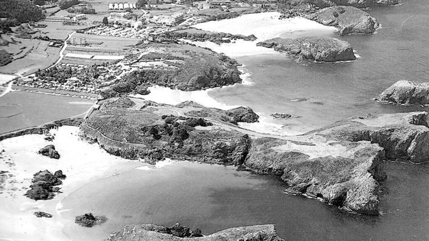 Vista aérea de la península de Borizu, en Llanes.