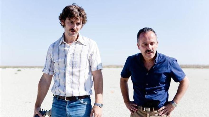 Raúl Arévalo y Javier Gutiérrez en &#039;La isla mínima&#039;.