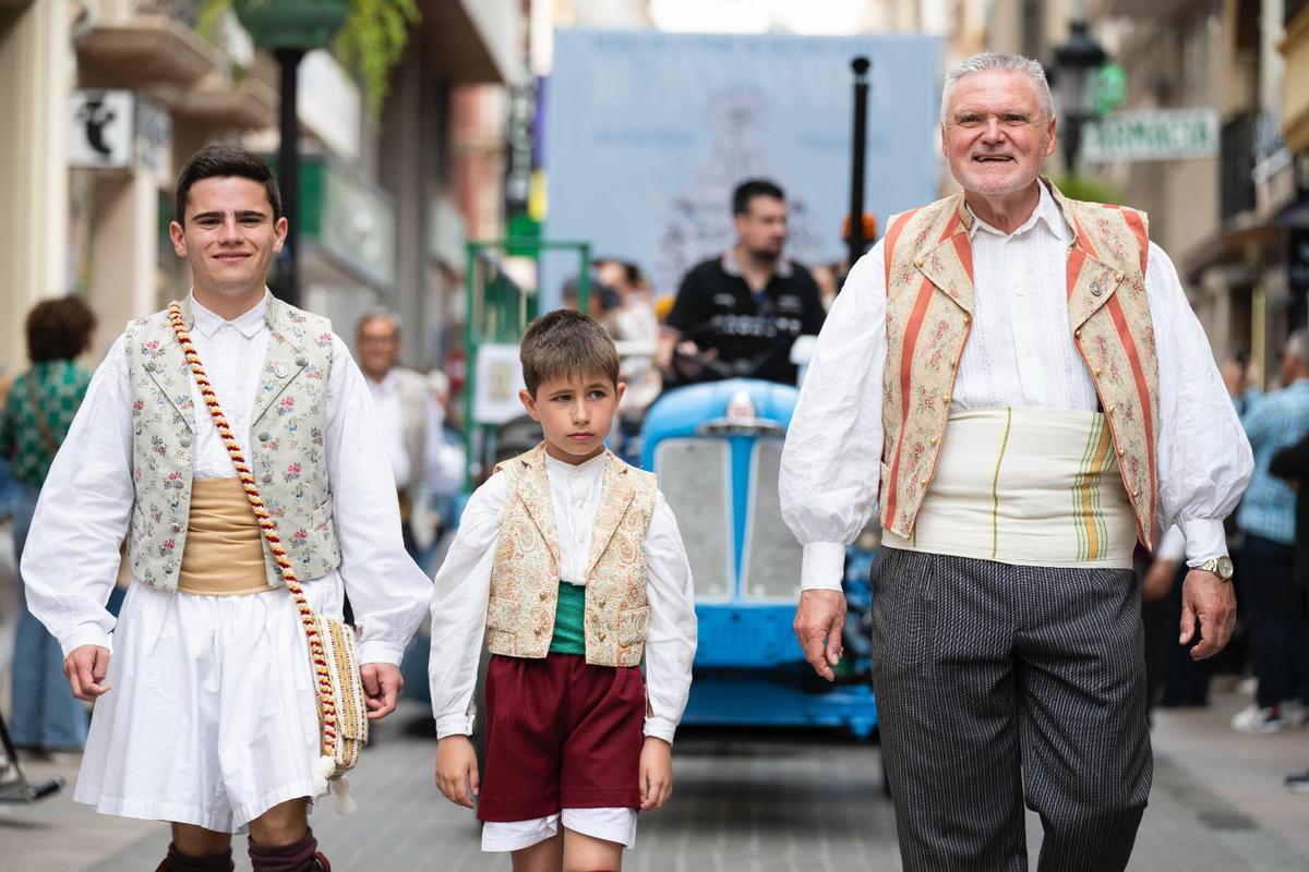 Manuel Lumbretas (clavario), Pablo Colón ('perotet') y Juanjo Porcar (perot).