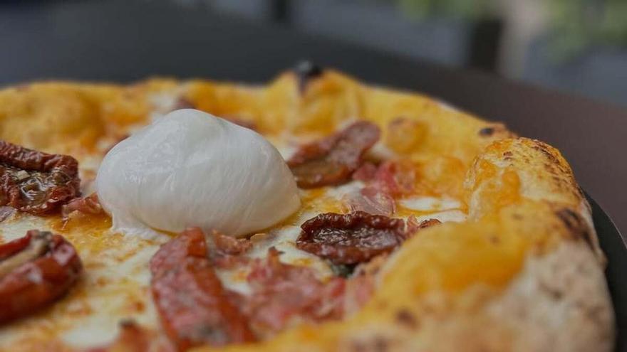 "Kaori Chan" de Harinella, Mejor Pizza de España 2025.