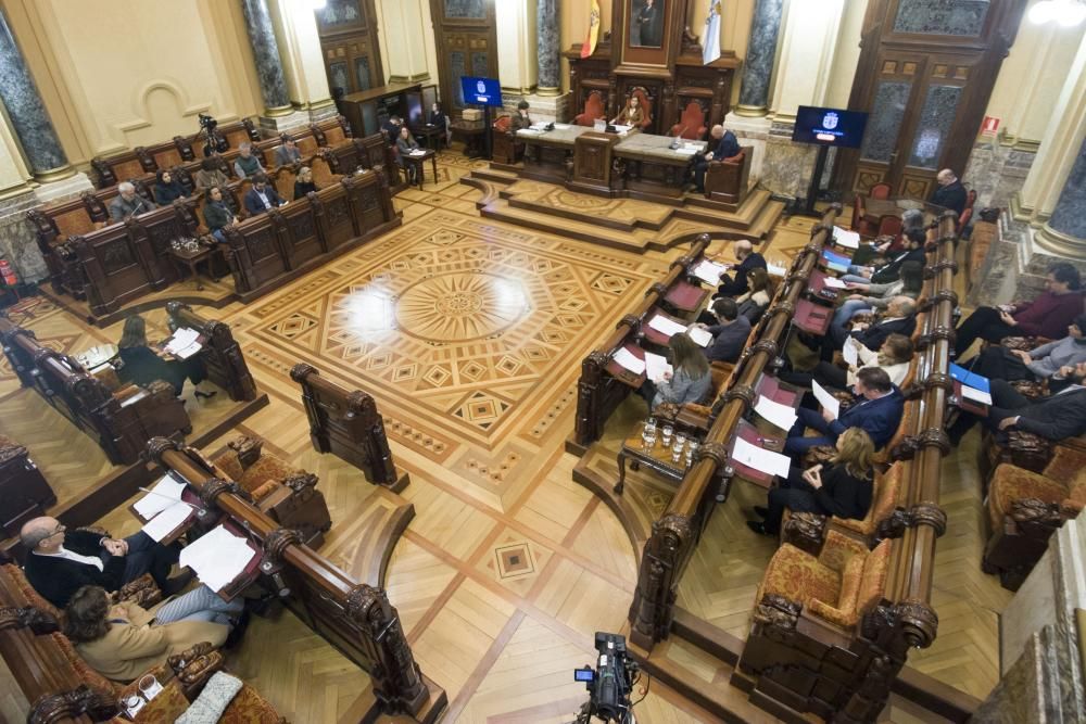 Todos los grupos respaldan el presupuesto en el pleno salvo el PP, que votó en contra.