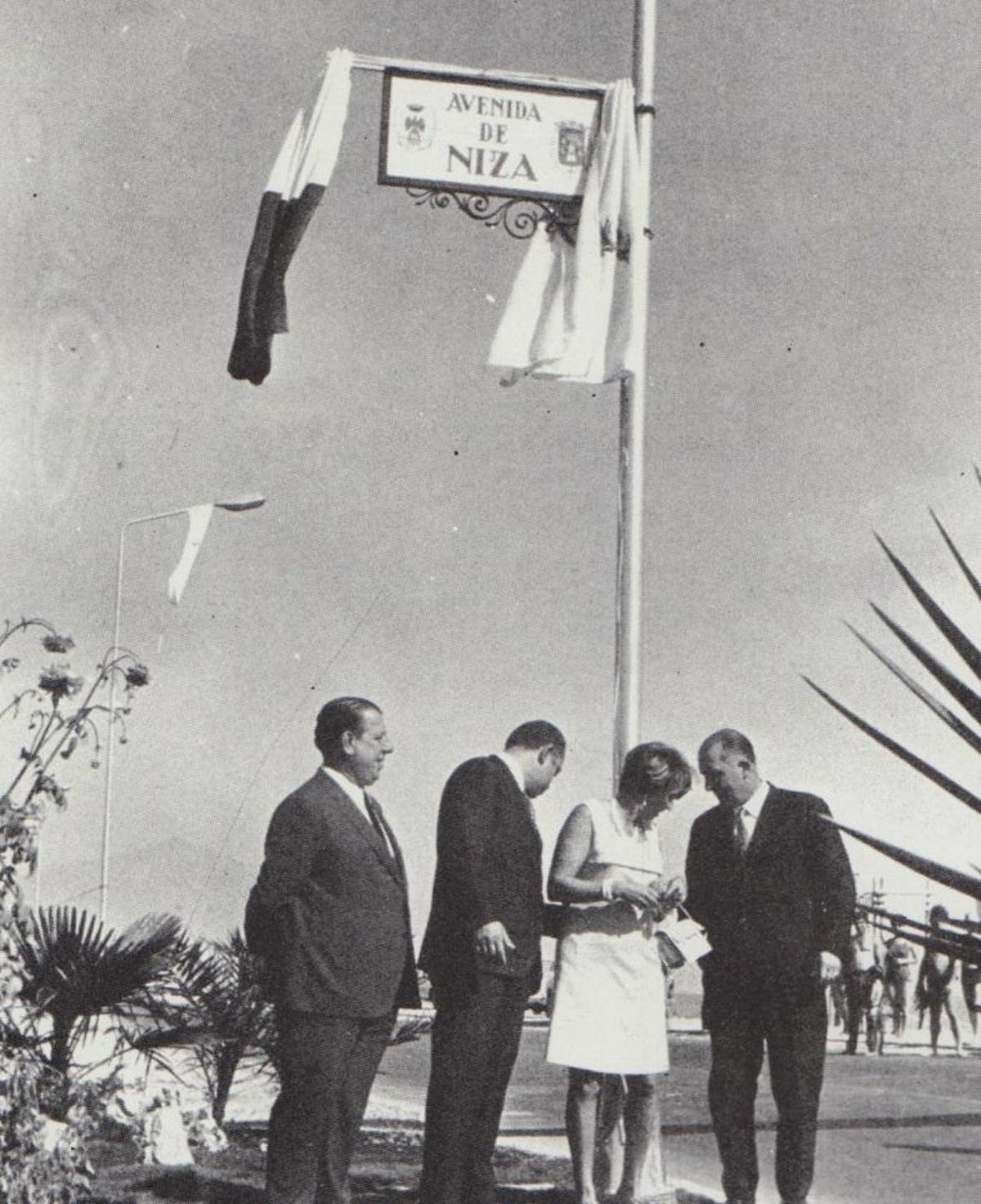 Inauguración de la avenida de Niza en 1968, en Playa de San Juan.