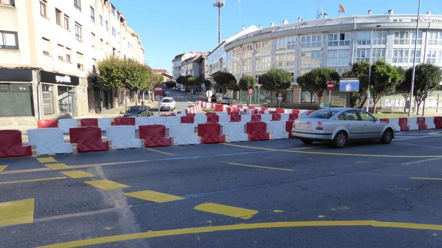 Cruce de Sol y Mar este mediodía, tras eliminar la rotonda pintada