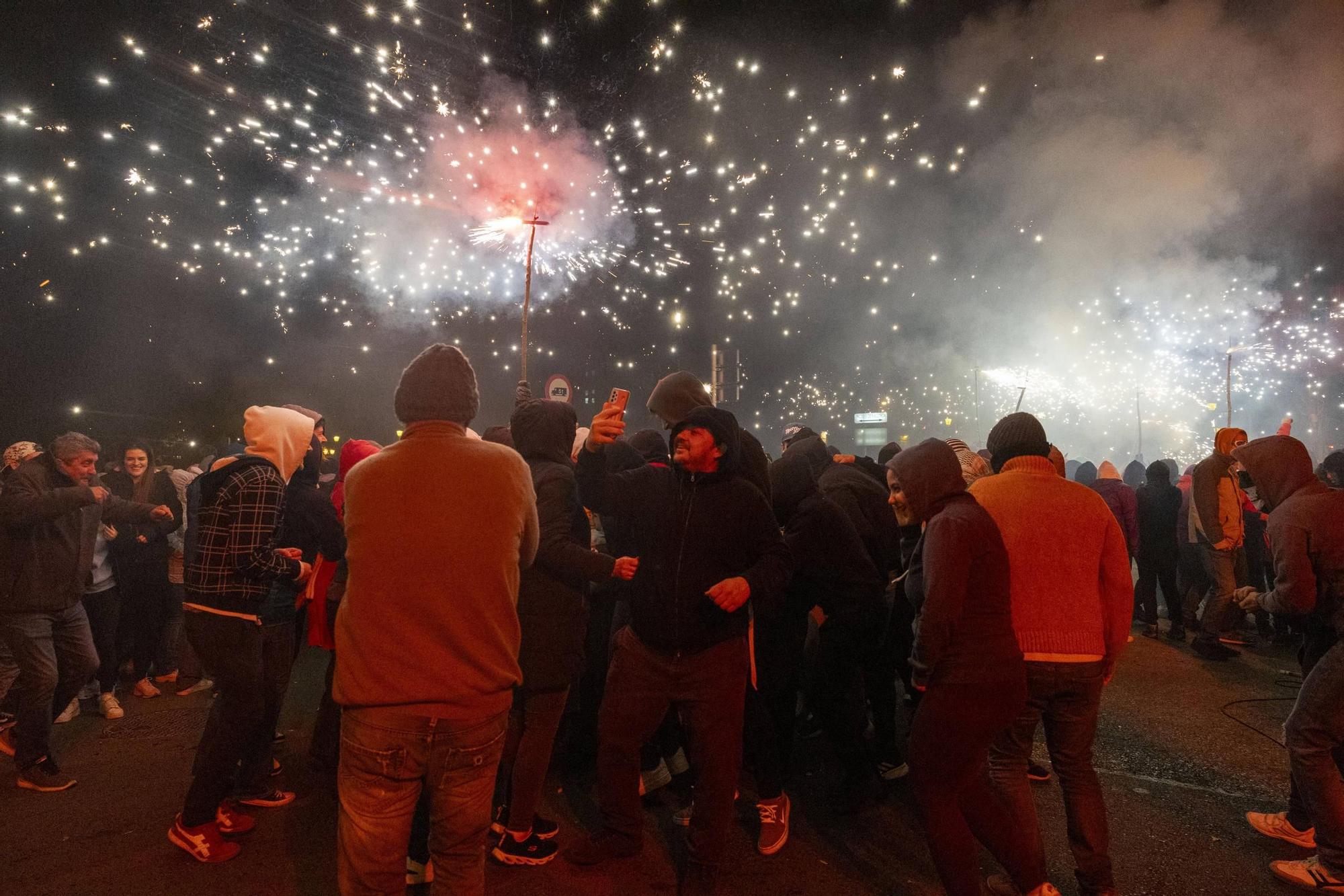 Höllenspektakel zum Abschluss des Stadtfestes von Palma auf Mallorca