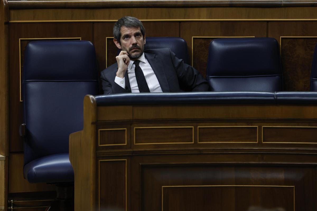 El ministro de Cultura, Ernest Urtasun, en la sesión de control al Gobierno en el Congreso de los Diputados, este miércoles.