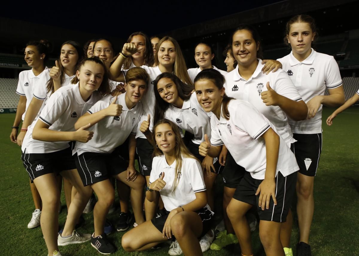 El Córdoba femenino se presenta oficialmente en El Arcángel