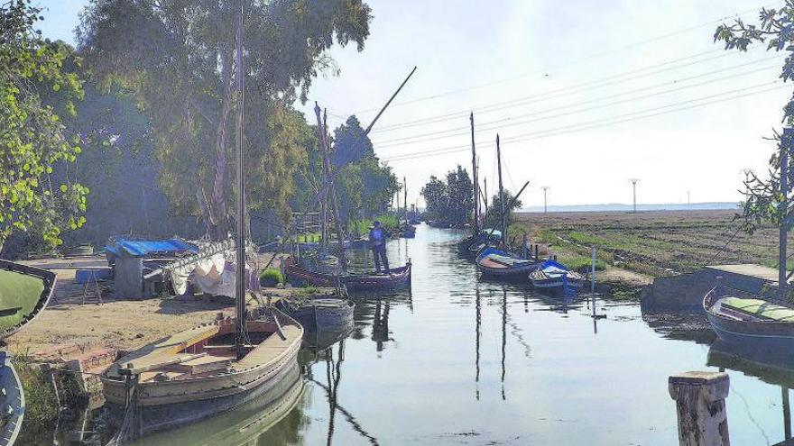 El Port de Silla todavía conserva cerca deuna decena de barcas de vela latina. |   M.H.S.