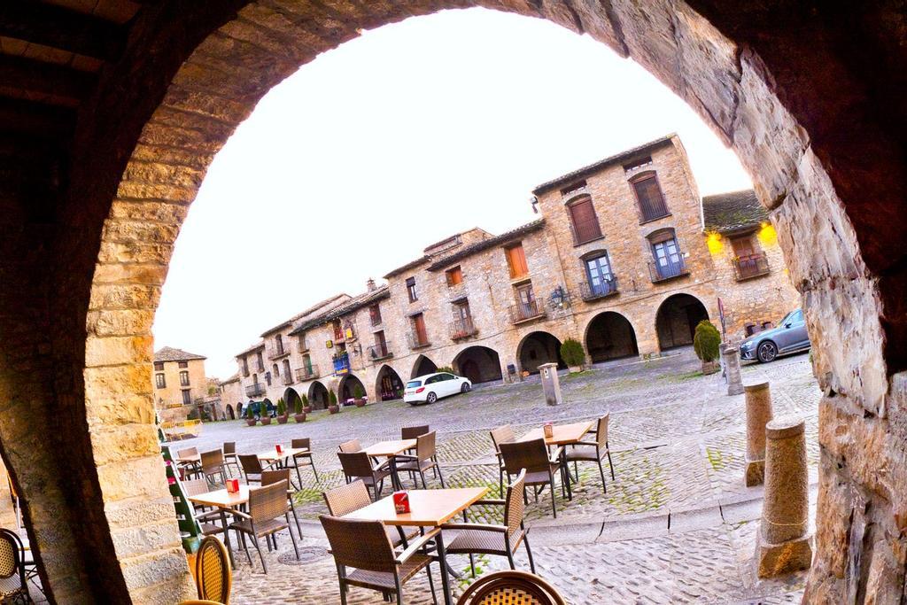 Plaza Mayor de Villa de Aínsa