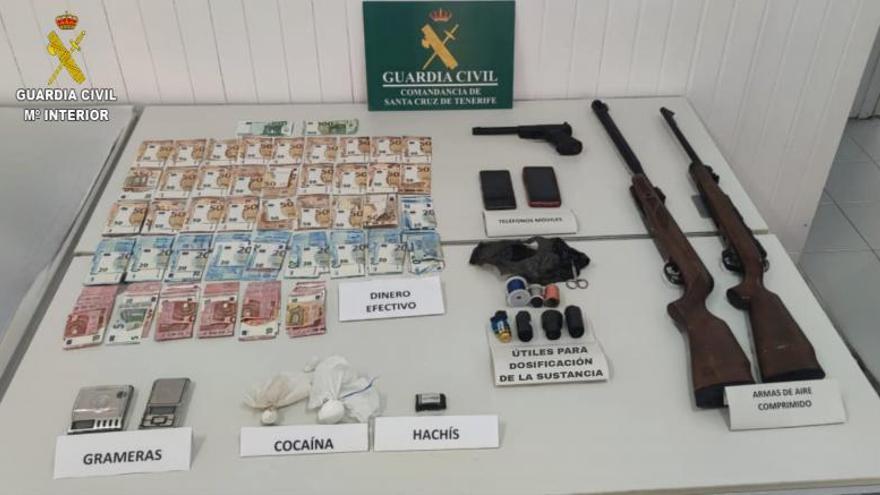 La Guardia Civil cierra un punto de menudeo de drogas en La Palma