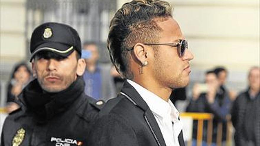 Neymar declara en la Audiencia Nacional
