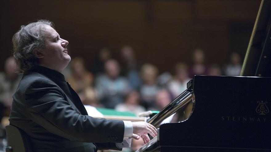 El pianista valenciano De Solaun regresa a la Temporada de Invierno del Palau