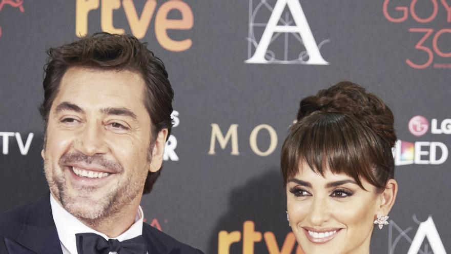 Les tienen ganas | Su alergia a los medios, sobre todo españoles, hace que la pareja Bardem-Cruz caiga mal y muchos confían en que Pe deje algún día a Javier.