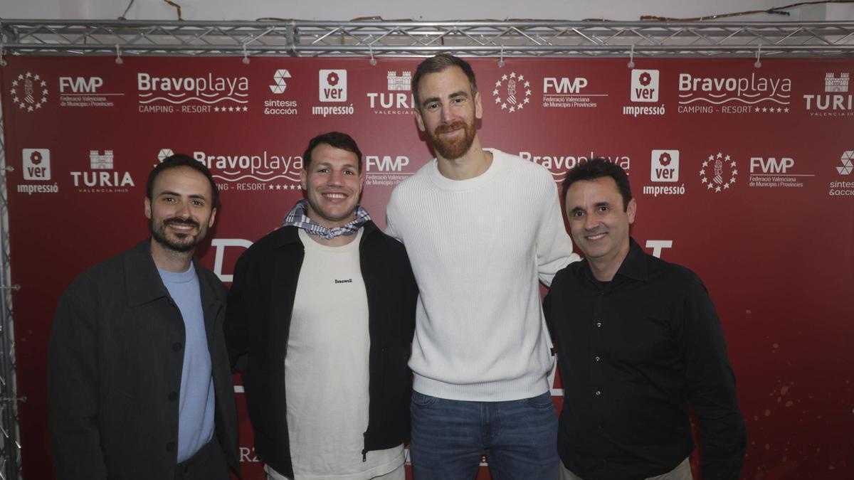 Pablo Leiva, Alvar Gimeno, Víctor Claver y Jorge Valero, en el Balcón Fallero