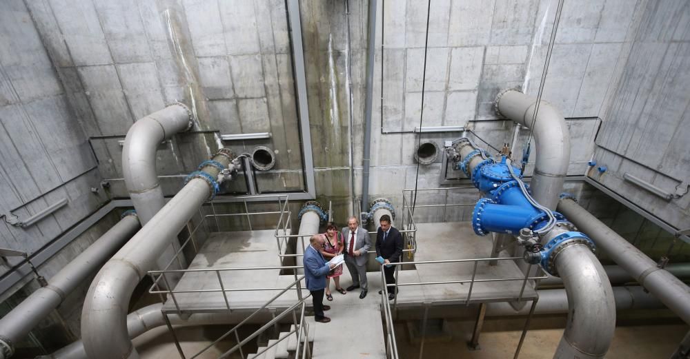 El alcalde de Oviedo, Wenceslao López, visita los despósitos de agua de El Campón