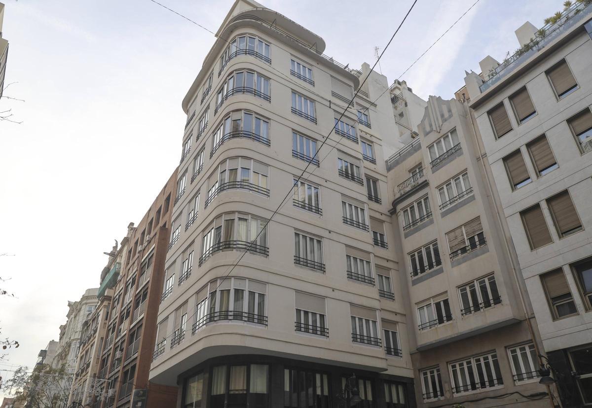 El Edificio Roca en la calle San Vicente Mártir