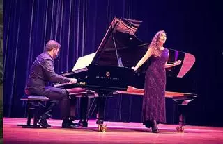 El dúo Melied Ensemble viajará por la historia de la música española en un recital didáctico y solidario en Sagunt