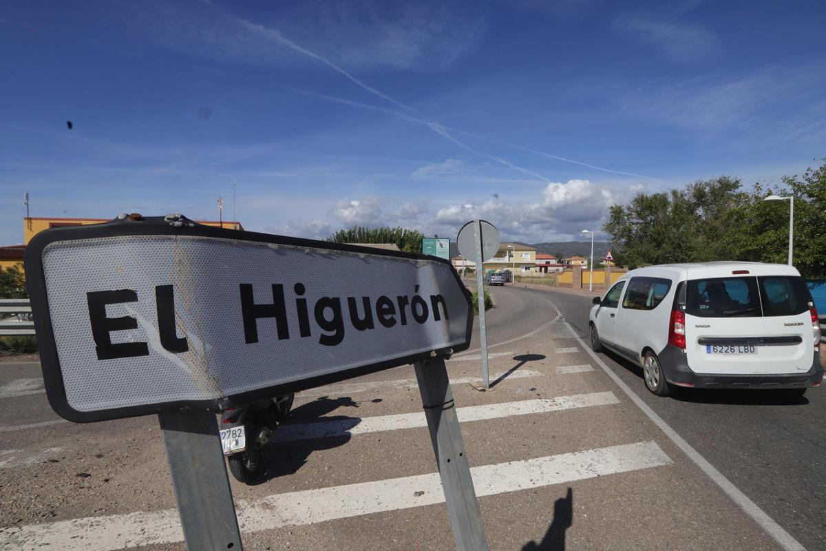 El Ayuntamiento de Córdoba mejorará la accesibilidad del viario de Villarrubia y El Higuerón