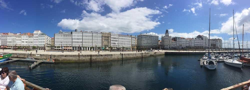 Paseo en lancha por la bahía de A Coruña