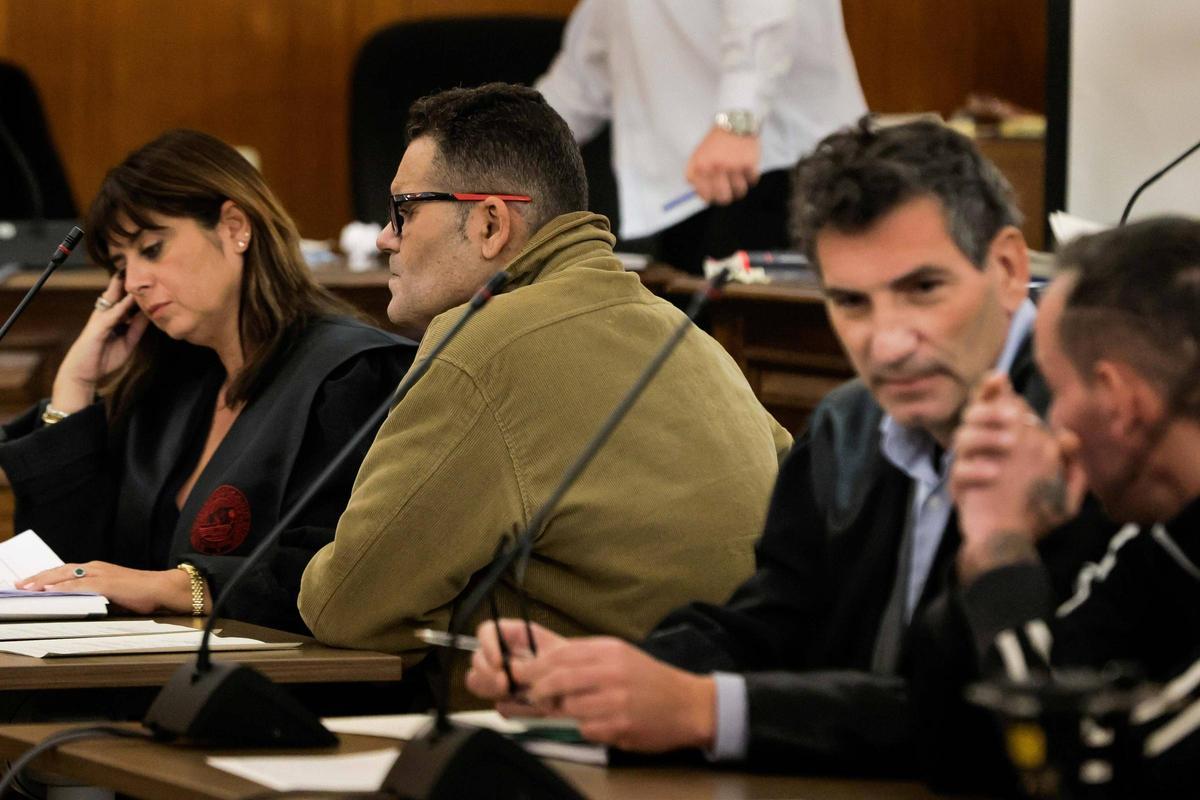 Sebastián Martorell, con gafas, durante el juicio.