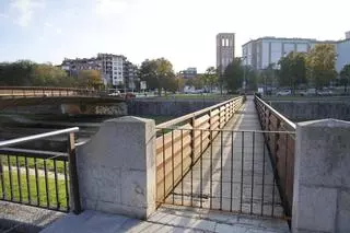 La reforma de la passera de la Font del Rei de Girona, pendent d’un projecte elèctric
