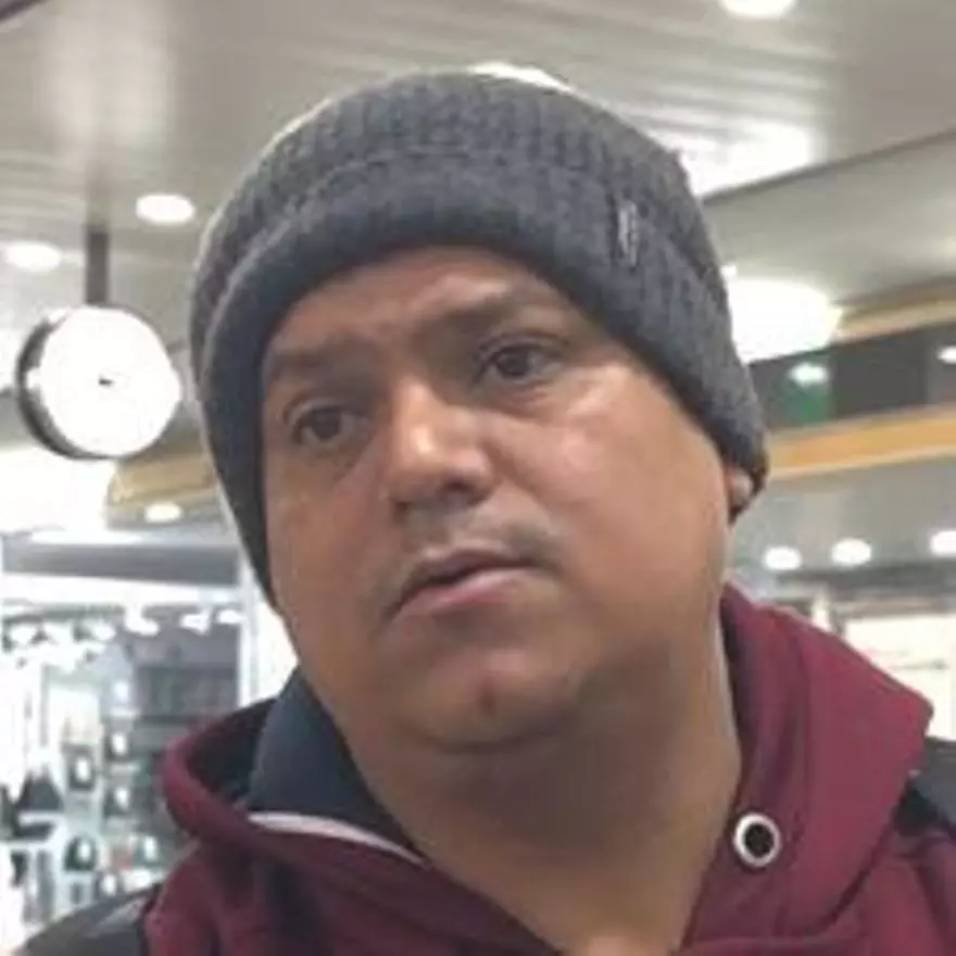 Nelson Aguilar: "Ens diuen que està malament la línia i que no saben quan es restablirà el servei"