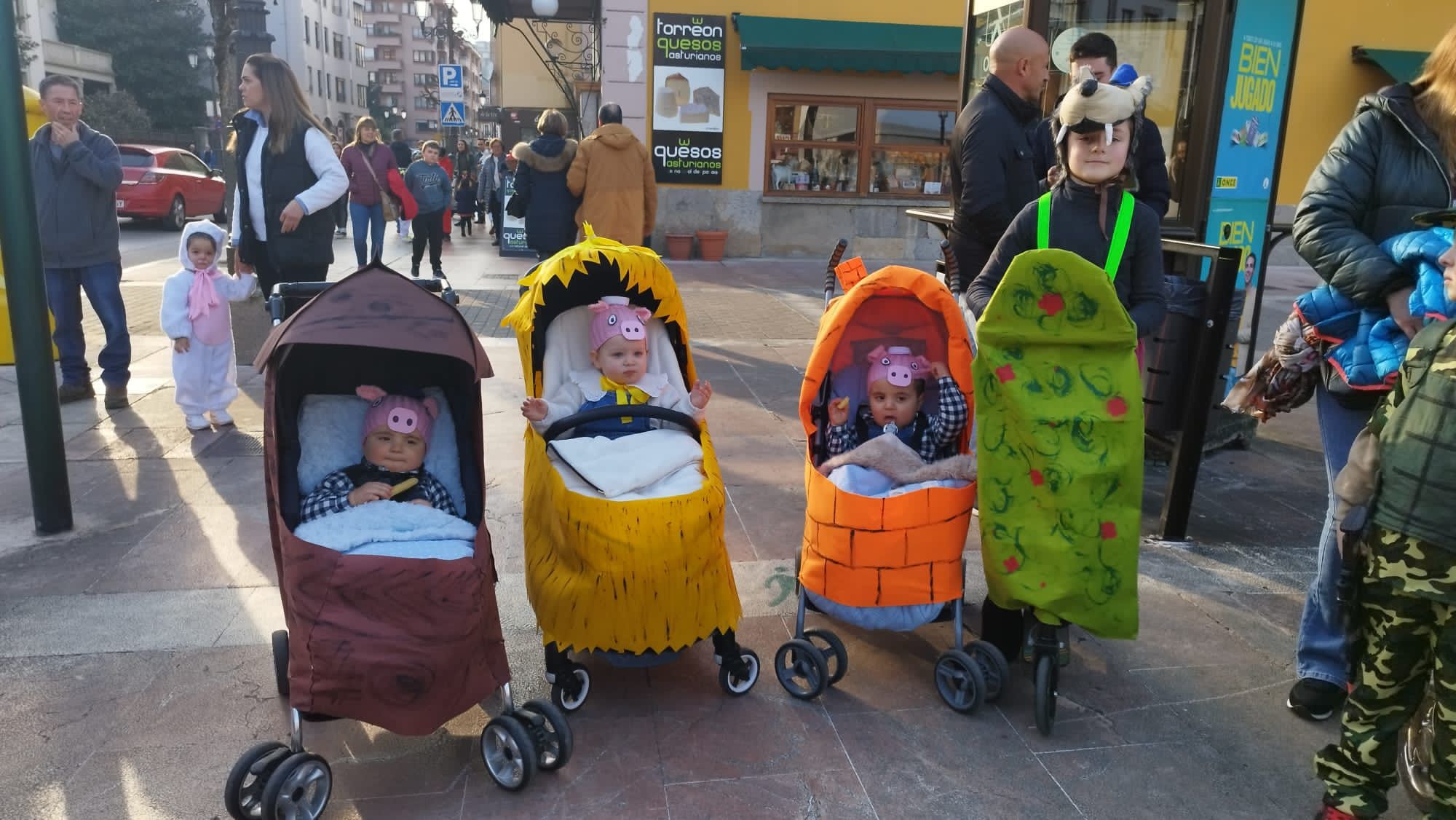 El Carnaval llega a los más pequeños de Cangas de Onís