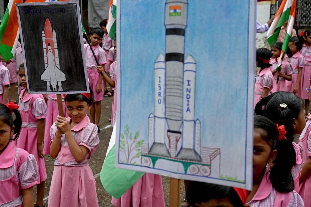 India se convierte en el primer país en aterrizar en el polo sur de la Luna