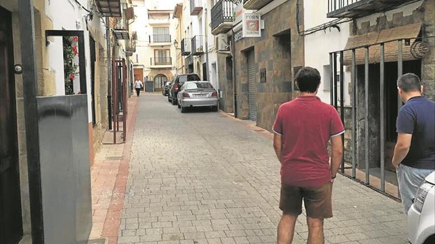 La anciana herida en Albocàsser por una vaquilla, con pronóstico reservado en la UCI