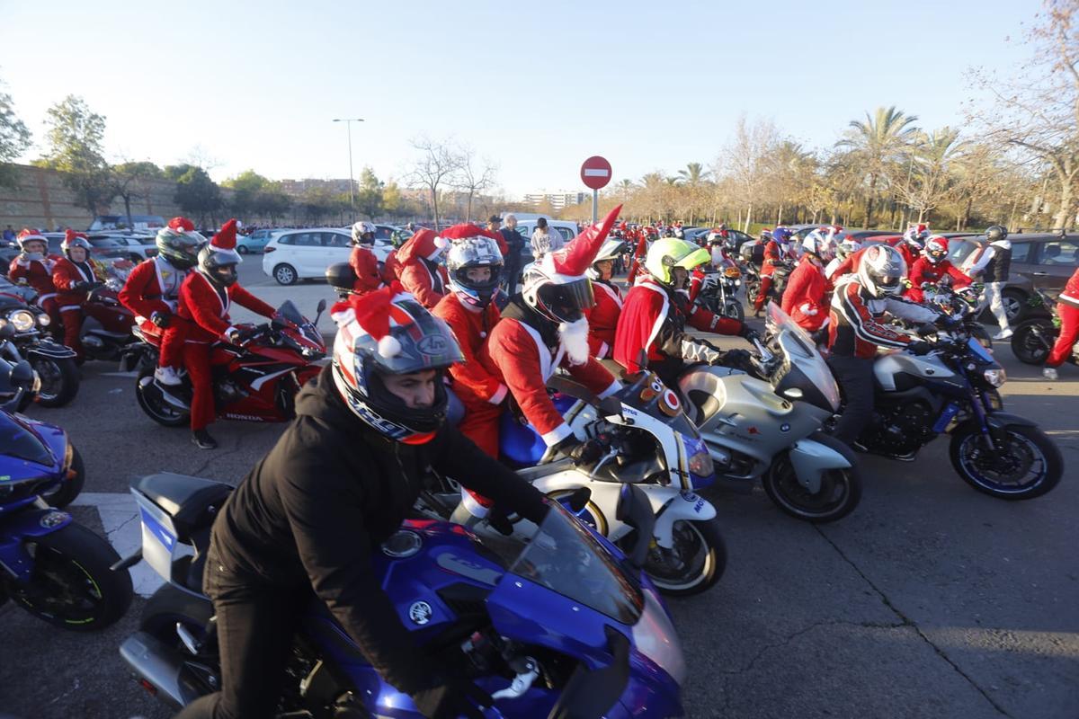 'Papanoelada' motera solidaria en València