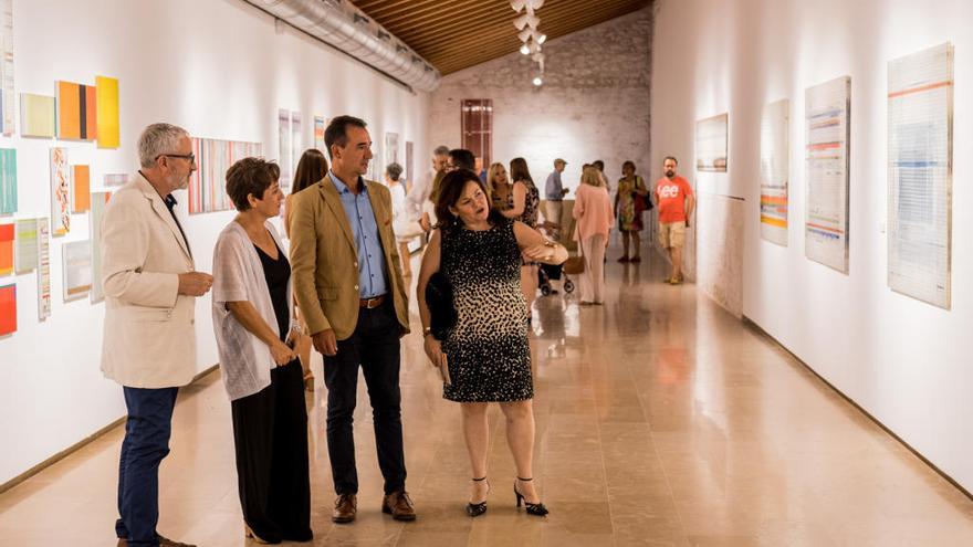 El Castell de Riba-roja expone las últimas pinturas de María Aranguren