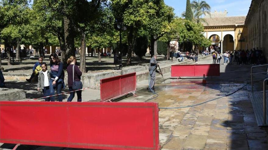 La Junta asegura que los palcos de Semana Santa no han provocado daños en la Mezquita