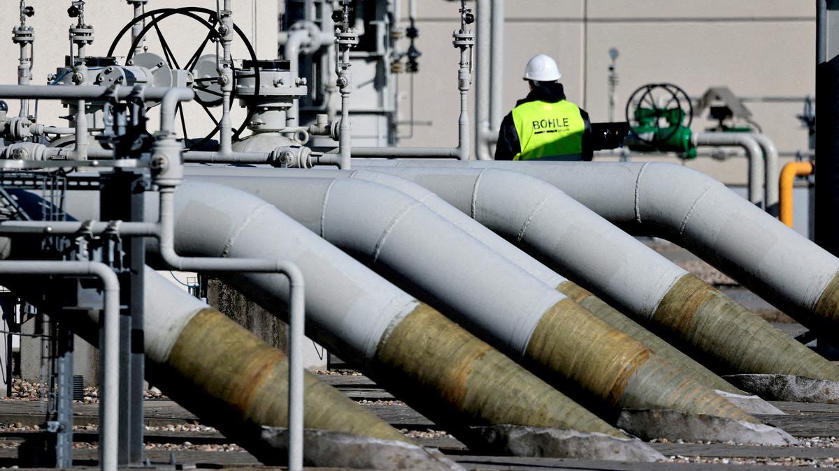 Tuberías en las instalaciones de recalada del gasoducto 'Nord Stream 1' se muestran en Lubmin, Alemania.