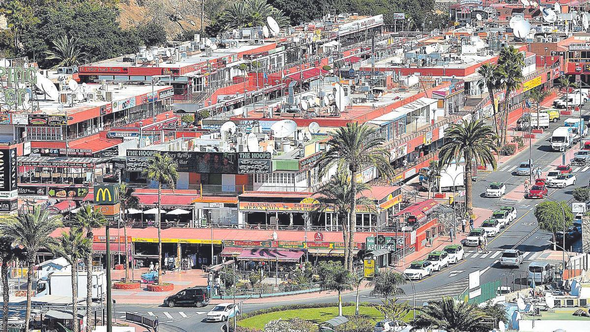 Vista aérea del Centro Comercial Puerto Rico en 2018.