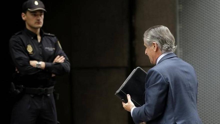 El juez impone a Rato y Blesa una fianza civil de 19 millones