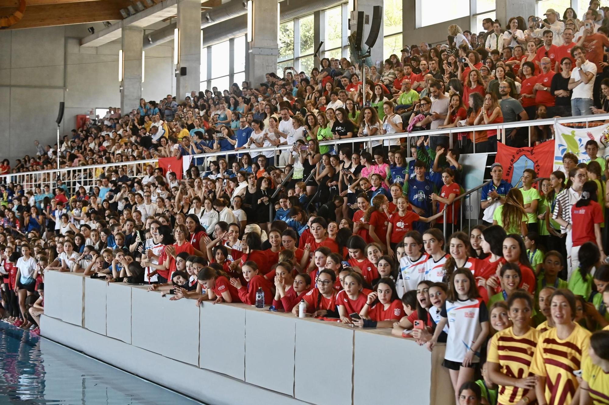 La selección nacional de Natación Artística cautiva a Pontevedra