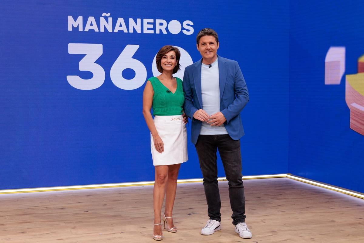 Jesús Cintora y Adela González, presentadores de 'Mañaneros 360'.