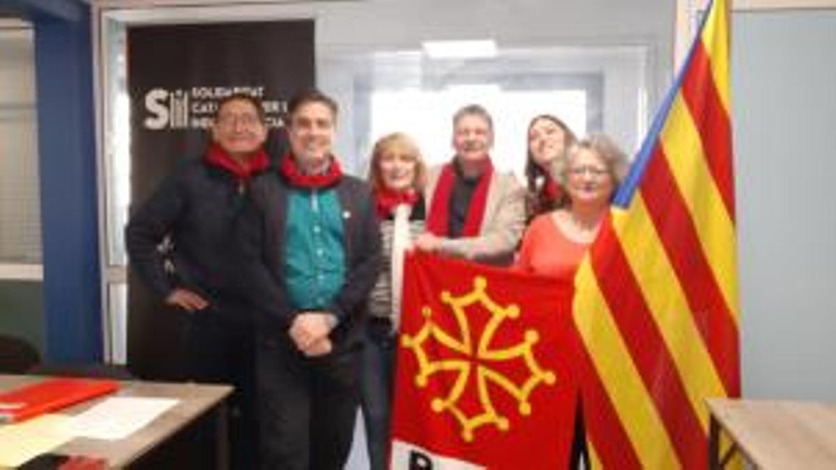 Participantes en el acuerdo para fortalecer relaciones entre Occitania y Catalunya auspiciado por Solidaritat Catalana.