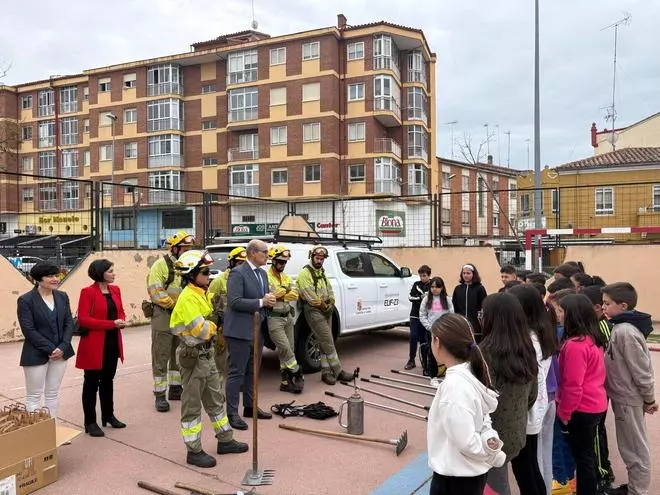 Más de medio millar de escolares zamoranos se convierten en embajadores de la prevención de incendios