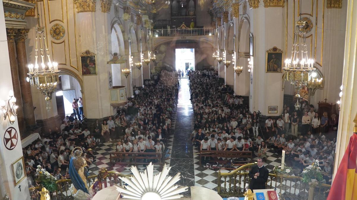 Así ha sido la romería del Colegio Diocesano Santo Domingo de Orihuela al Santuario de Monserrate