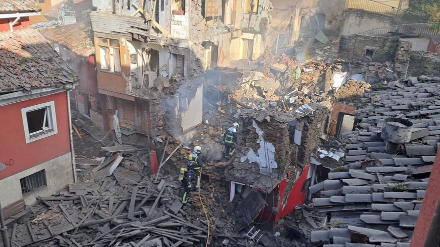 Explosión de gas en un edificio de viviendas en Mieres