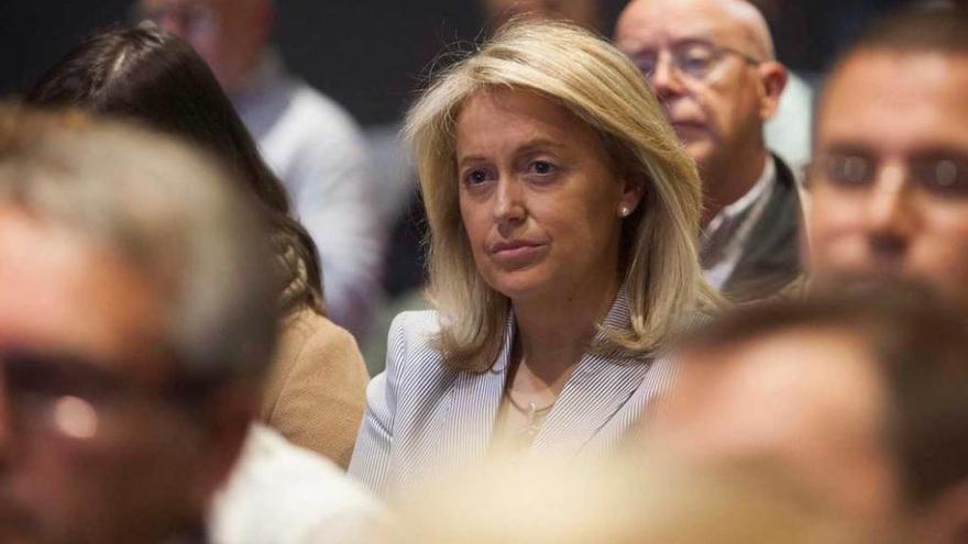 Cristina Coto, ayer, entre el público durante el debate.