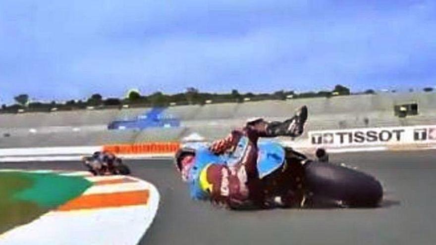 Mal día para los líderes en Cheste, caída de Sam Lowes en Moto2
