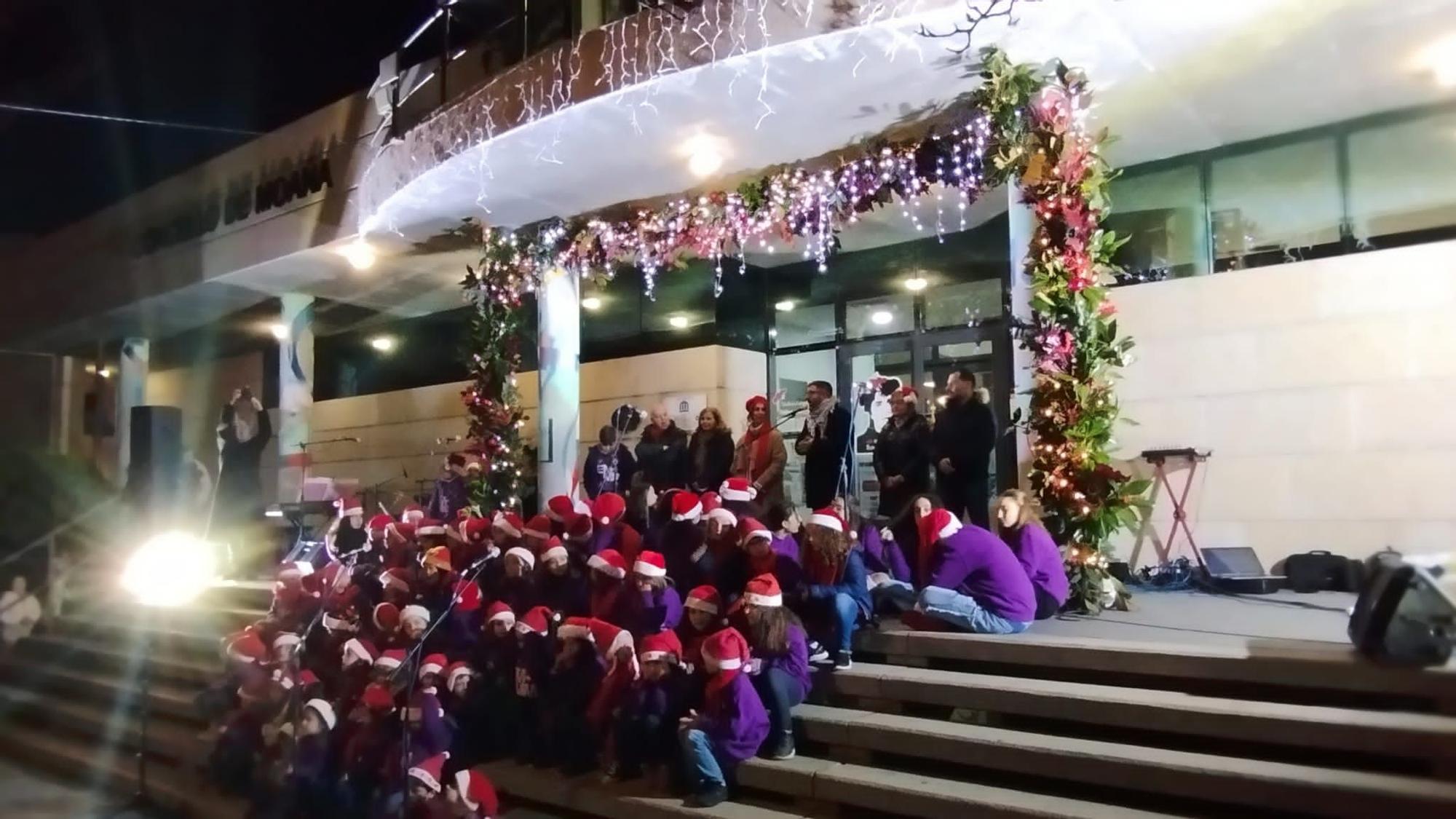 Los niños cantan la Navidad de Moaña