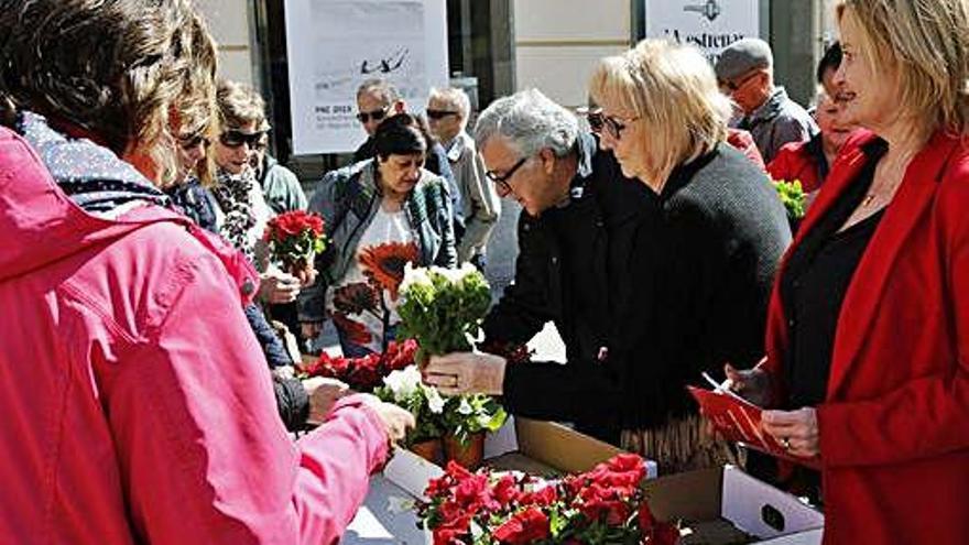 Los candidatos socialistas, de campaña en Zamora.