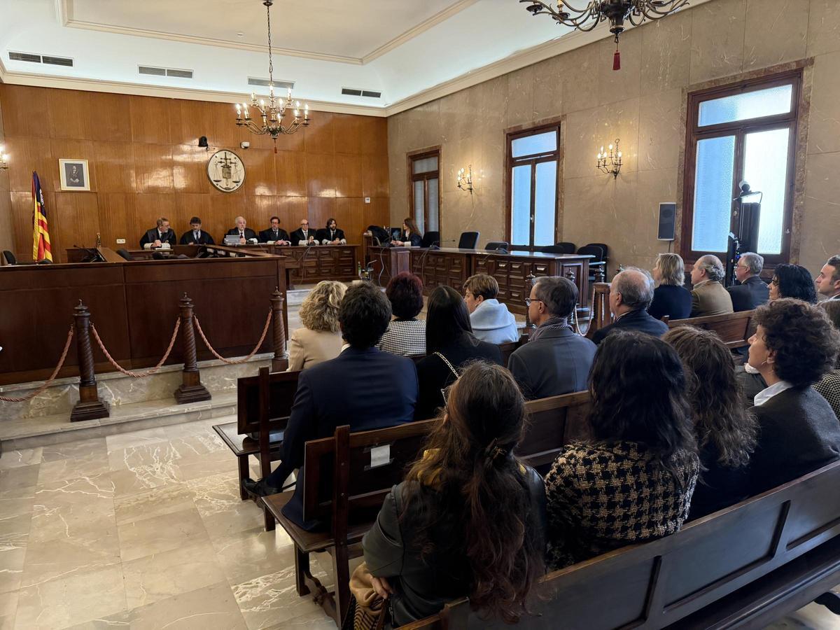 El acto institucional de reconocimiento ha tenido lugar hoy en el Palacio de Justicia de Palma.