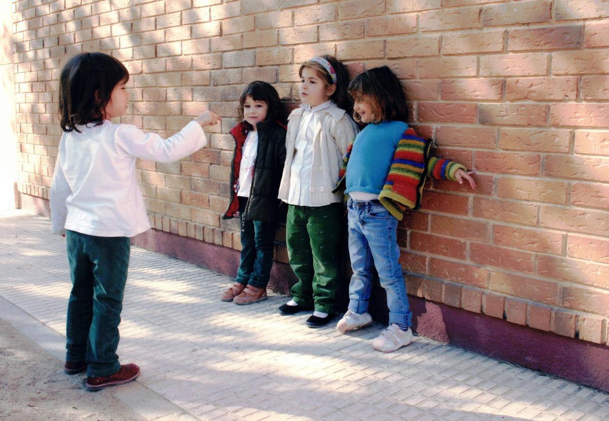 Cuidado con los paralelismos uniformadores.