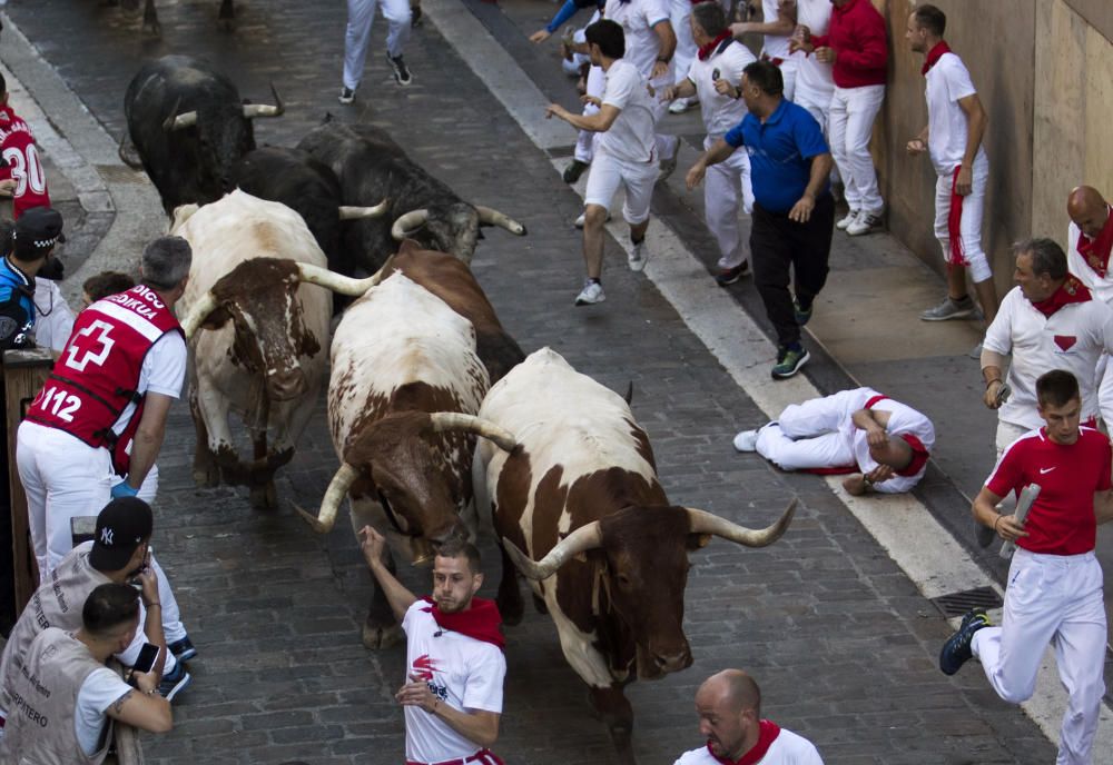 Tercer encierro de San Fermín 2018 con los toros de la ganadería Cebada Gago