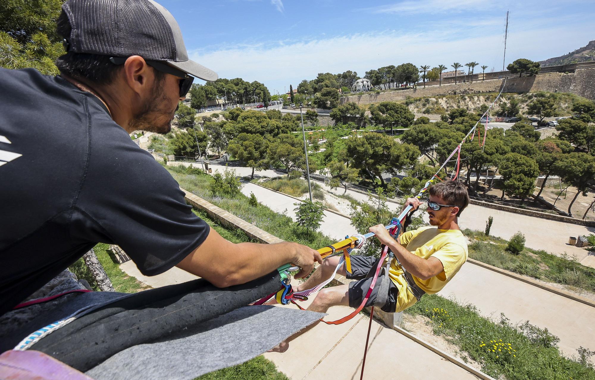 Highline en el Monte Tossal