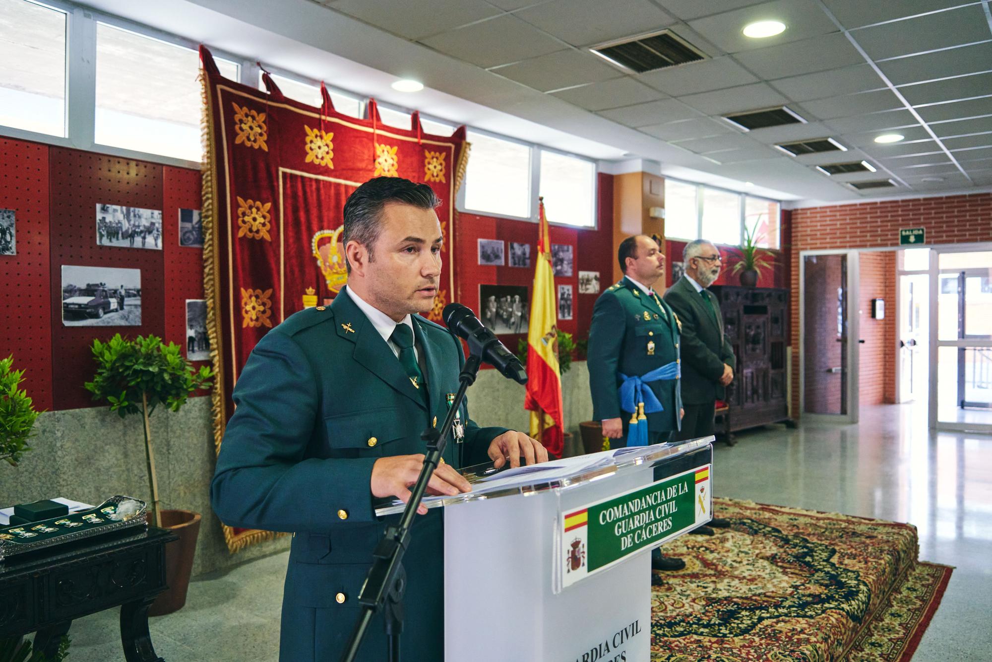 Homenaje de la Guardia Civil de Cáceres